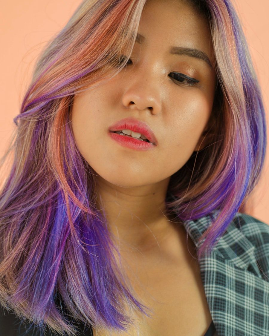 Vivid purple and lavender colour melt